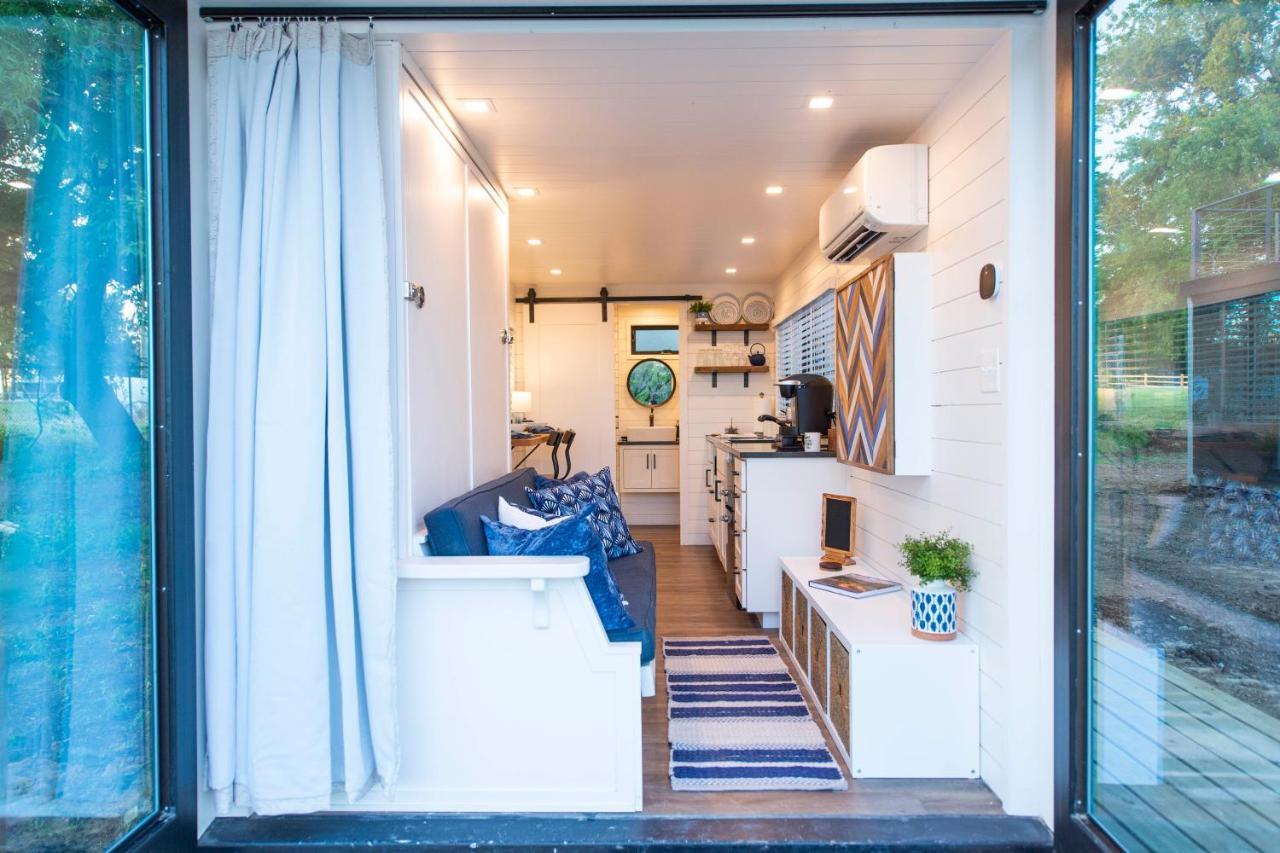 The Bluebonnet-Tiny Container Home Country Setting 12 Min To Downtown Bellmead Exterior photo